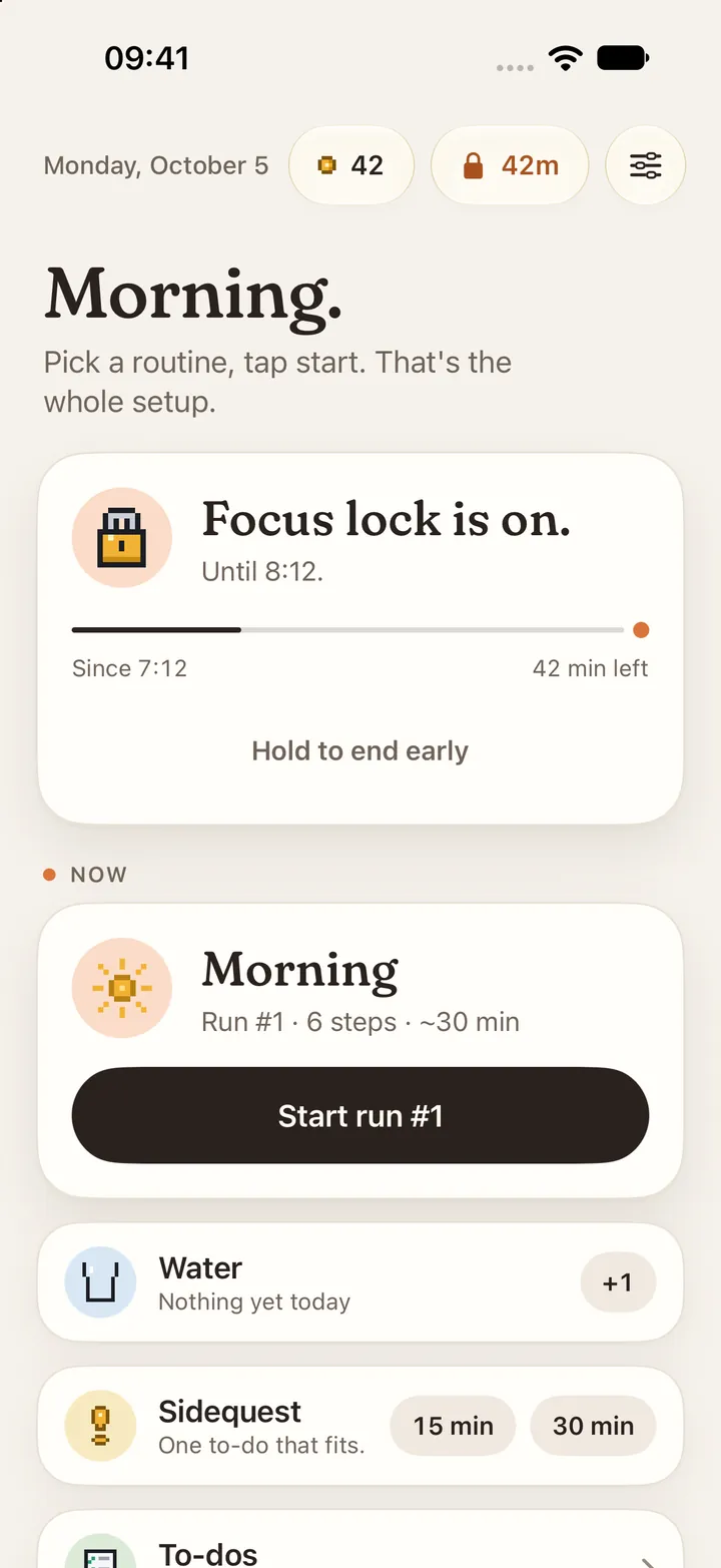Home in the morning: Focus lock is on.